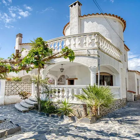 Сasa de vacaciones Paquita By Interhome